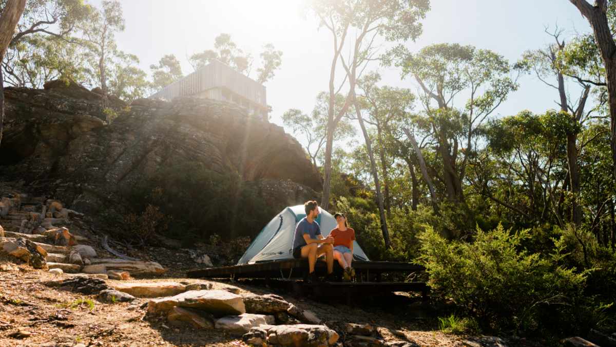 People camping at a campsite on the Grampians Peak Trail