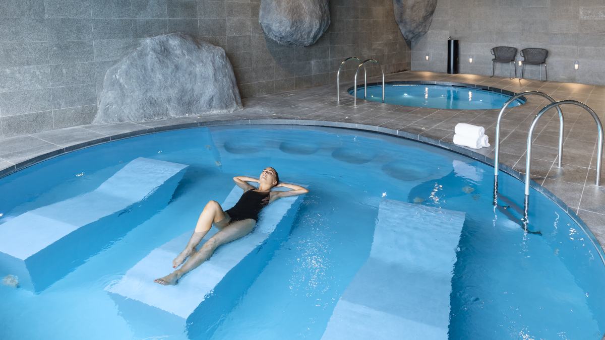 woman relaxing in Turkish hammam