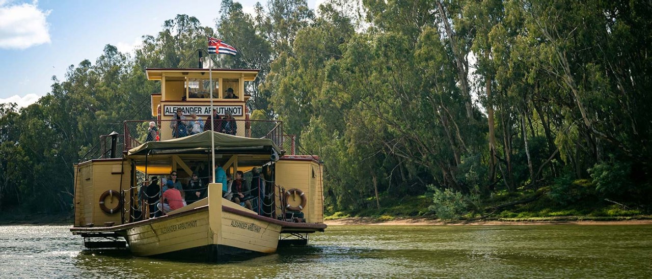 Paddle steamer carrying passengers along the Murray River in Victoria.
